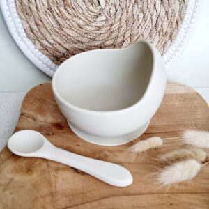 Silikoninis  prilimpantis dubenėlis su šaukšteliu BEIGE