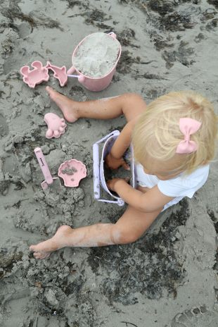 Silikoninis smėlio žaislų rinkinys Scrunch Dusty Rose - Image 6