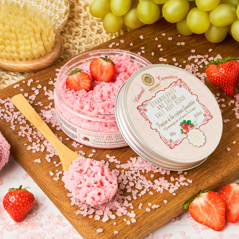 Jūros druskos kūno šveitiklis Strawberries and Cream - Image 3